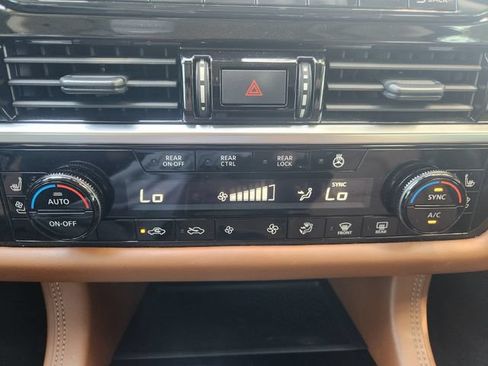 Used 2024 Nissan Pathfinder Platinum w/ Cargo Package FWD image 21