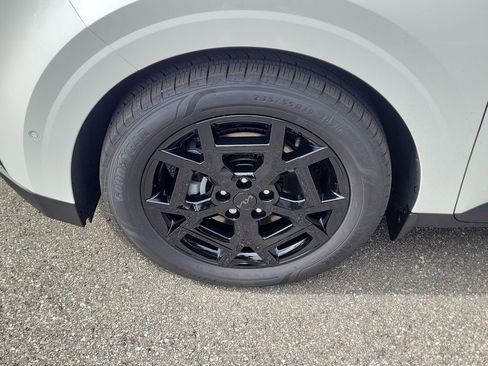 New 2026 Kia Carnival SX Prestige FWD image 38