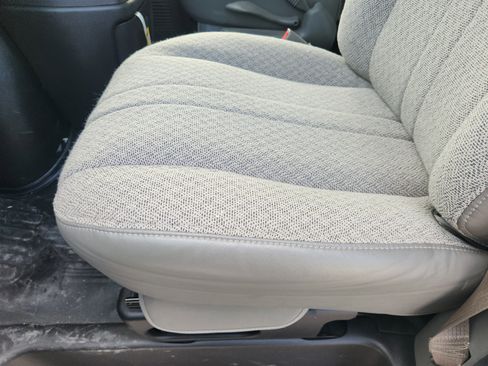 New 2025 Chevrolet Express 3500 w/ Power Convenience Package image 25