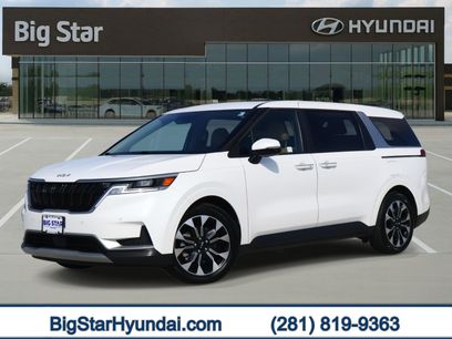 Used 2024 Kia Carnival EX