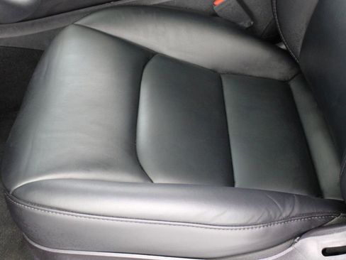 Used 2021 Tesla Model 3 Performance image 34