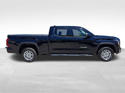 Used 2024 Toyota Tundra SR5 w/ SR5 Premium Package AWD/4WD image 7