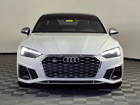 Used 2020 Audi S5 Premium Plus w/ Premium Plus image 2