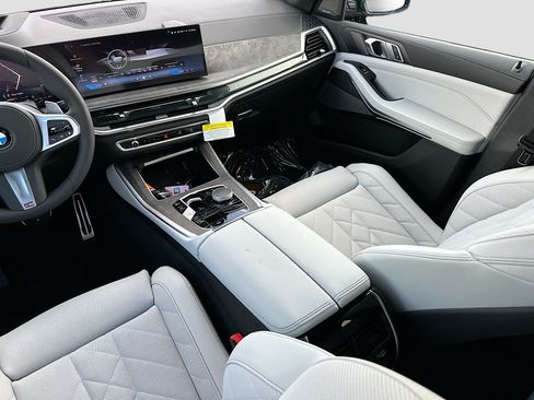New 2026 BMW X5 sDrive40i w/ M Sport Package RWD image 16