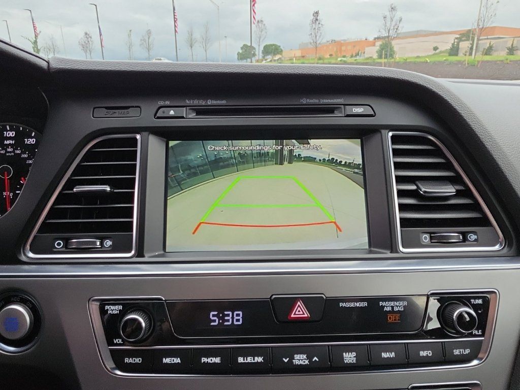 Used 2017 Hyundai Sonata Limited 2.0T FWD image 17