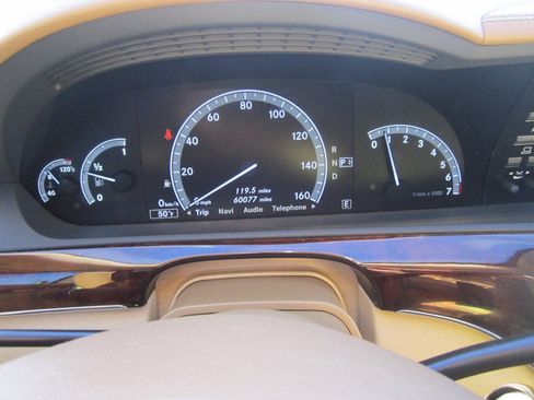 Used 2012 Mercedes-Benz S 550 4MATIC image 18