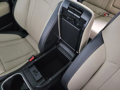 Used 2021 Subaru Outback Limited w/ Popular Package #2 image 32