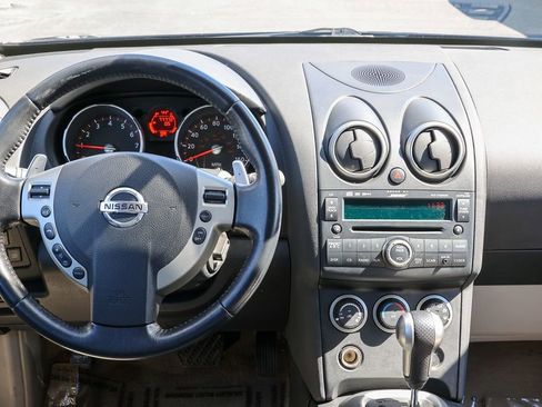 Used 2009 Nissan Rogue SL w/ Premium Pkg image 7