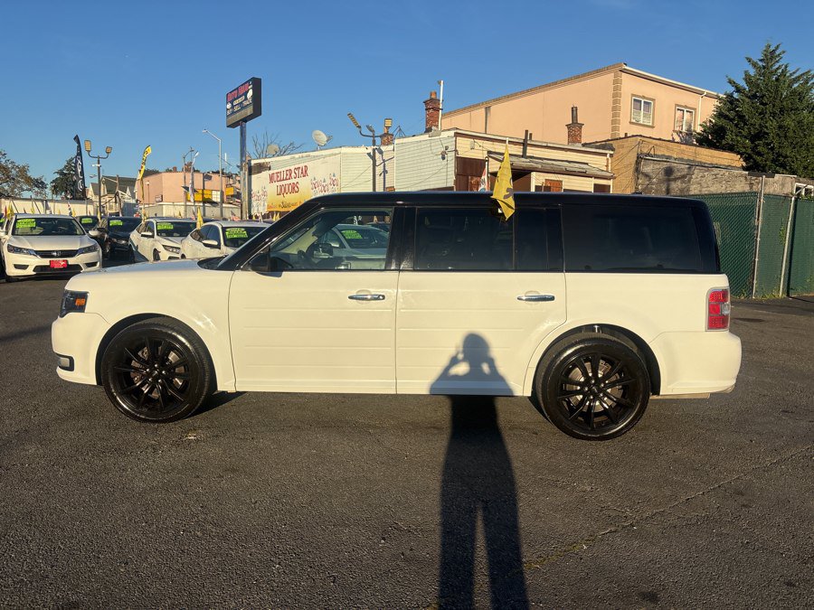 Used 2019 Ford Flex Limited w/ Limited Appearance Package AWD/4WD image 4