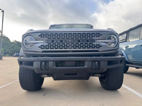 Used 2023 Ford Bronco Badlands AWD/4WD image 5