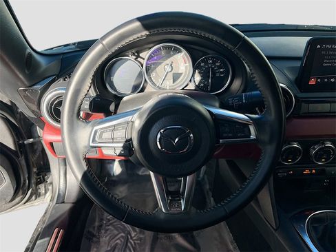 Used 2020 MAZDA MX-5 Miata RF Grand Touring image 11
