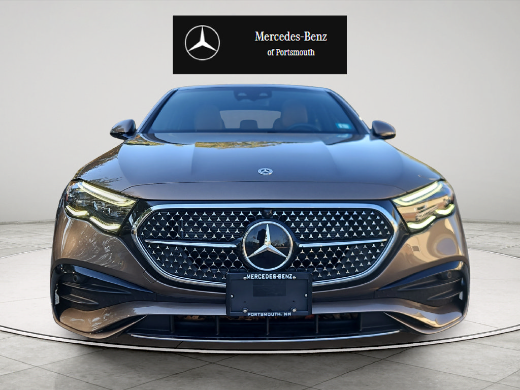 Used 2024 Mercedes-Benz E 450 4MATIC Sedan image 8
