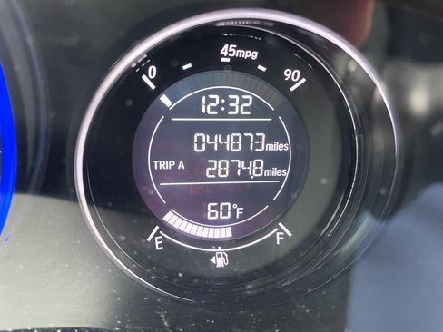 Used 2018 Honda HR-V LX image 15