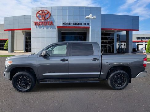 Used 2016 Toyota Tundra SR5 w/ SR5 Upgrade Package image 6
