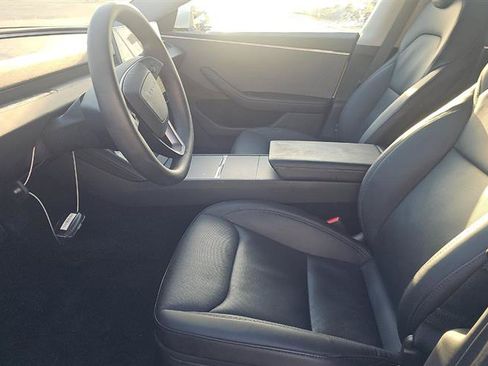 Used 2024 Tesla Model 3 Standard Range RWD image 6