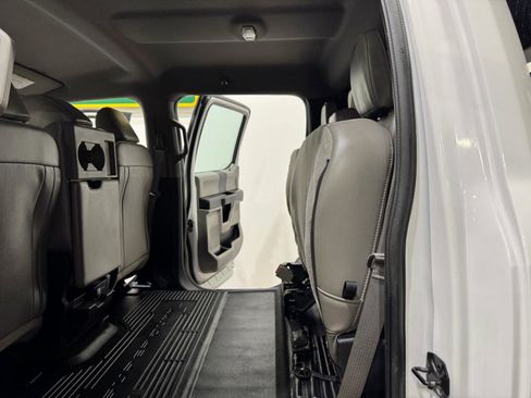 Used 2019 Ford F550 4x4 Crew Cab Super Duty image 18