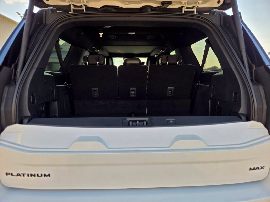 New 2026 Ford Expedition Max Platinum w/ Stealth Appearance Package AWD/4WD image 14
