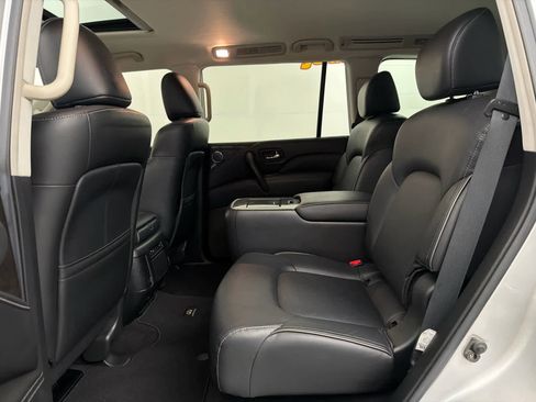 Used 2021 INFINITI QX80 Luxe AWD/4WD image 16