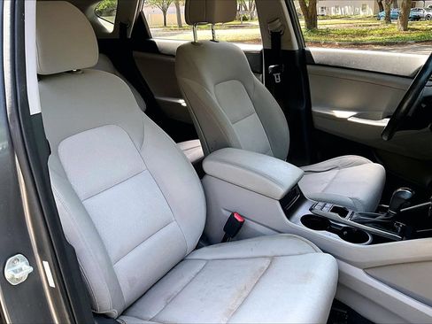 Used 2018 Hyundai Tucson Value FWD image 29