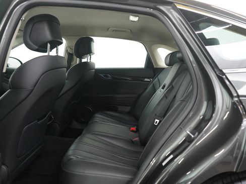 Used 2024 Genesis G80 2.5T image 16