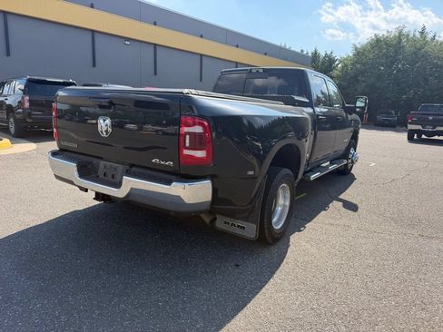 Used 2024 RAM 3500 Laramie w/ Towing Technology Group AWD/4WD image 8