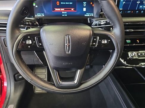 Used 2023 Lincoln Corsair Standard image 26