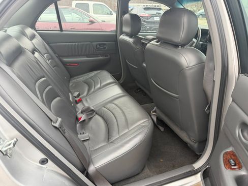 Used 2005 Buick Century Custom image 18