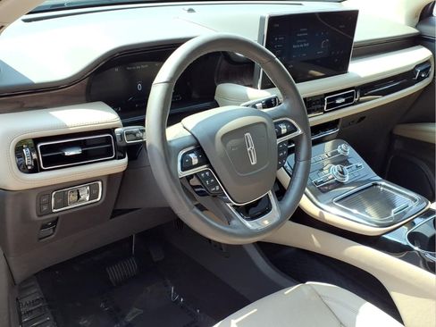 Used 2023 Lincoln Nautilus Reserve w/ Equipment Group 201A AWD/4WD image 18