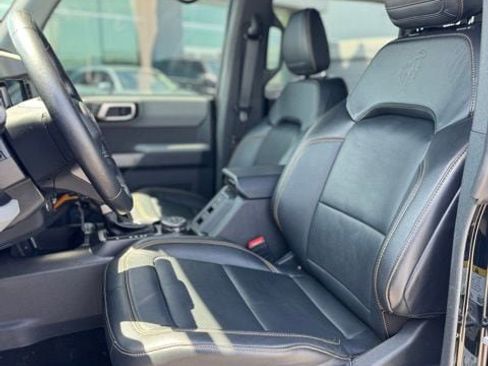 Certified 2022 Ford Bronco Badlands AWD/4WD image 14