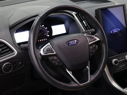Used 2024 Ford Edge SEL AWD/4WD image 12
