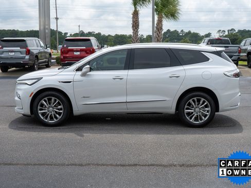 Used 2024 Buick Enclave Avenir w/ Avenir Technology Package FWD image 6