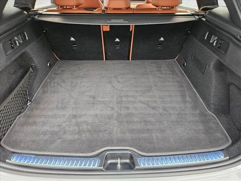 Certified 2025 Mercedes-Benz GLC 300 image 6
