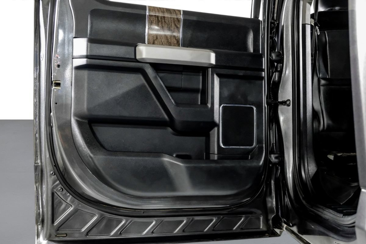 Used 2019 Ford F250 Lariat w/ Lariat Ultimate Package AWD/4WD image 36