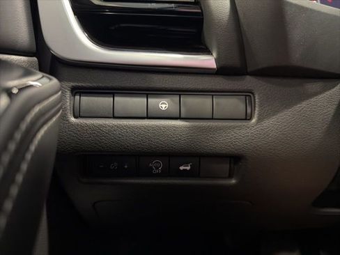 Used 2023 Nissan Rogue SL w/ SL Premium Package image 26