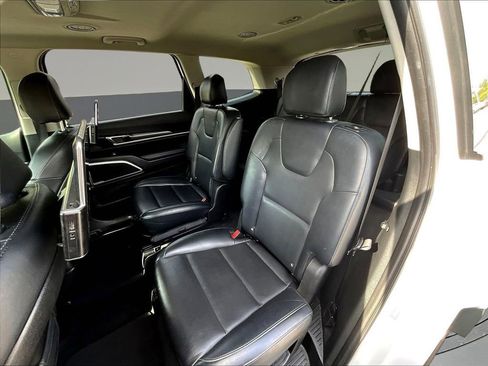Used 2022 Kia Telluride S AWD/4WD image 21