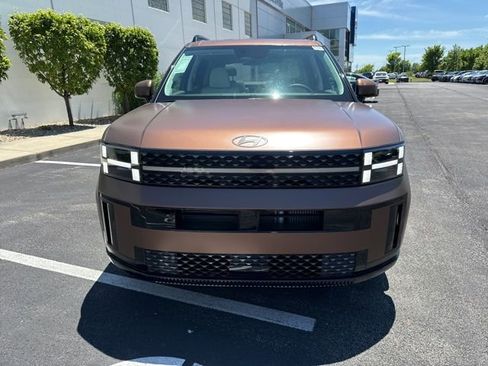 Used 2024 Hyundai Santa Fe Calligraphy image 2