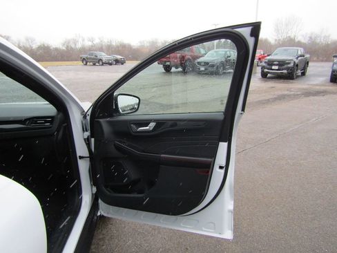 Used 2023 Ford Escape ST-Line Select w/ Tech Pack #2 image 35