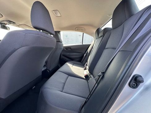 Used 2025 Toyota Corolla LE FWD image 29