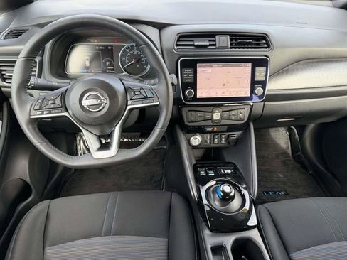Used 2023 Nissan Leaf SV Plus image 14