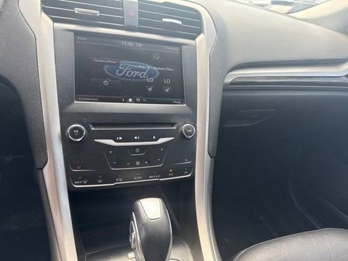 Used 2013 Ford Fusion Energi SE FWD image 16