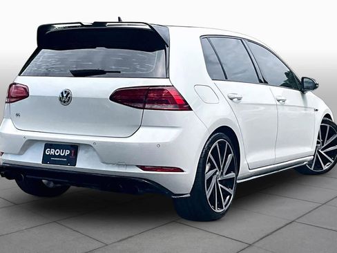 Used 2018 Volkswagen Golf R 4-Door AWD/4WD image 13