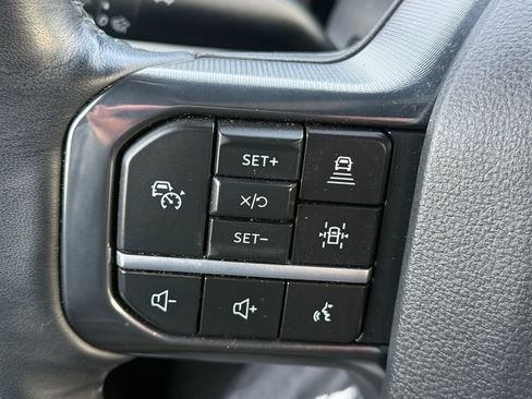 Certified 2025 Ford F350 Platinum image 22