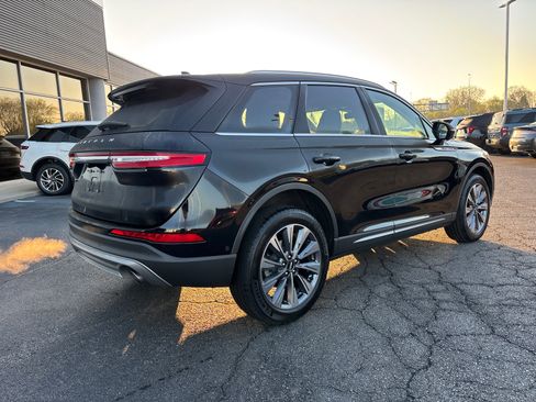 Certified 2022 Lincoln Corsair Reserve w/ Equipment Group 201A AWD/4WD image 7