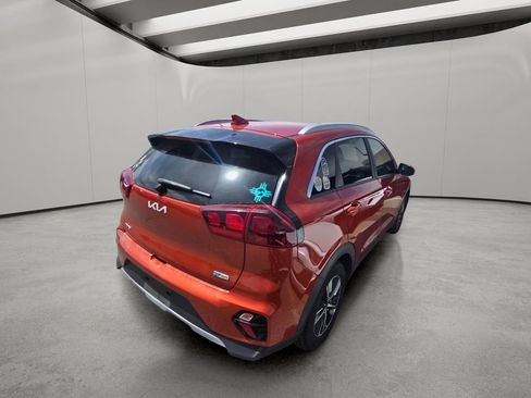 Used 2022 Kia Niro LXS image 10
