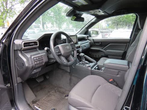 Used 2025 Toyota Tacoma SR w/ SR Upgrade Package AWD/4WD image 2