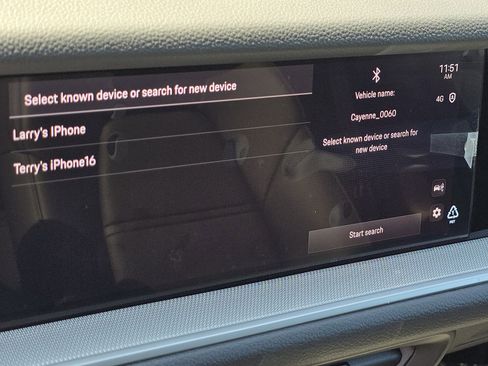 Certified 2025 Porsche Cayenne Coupe image 17