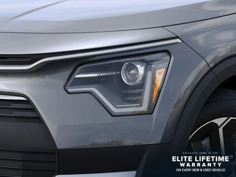 New 2026 Kia Niro LX FWD image 11