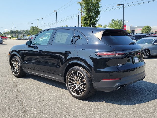 Used 2022 Porsche Cayenne Platinum Edition AWD/4WD image 6