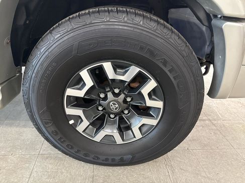 Used 2001 Toyota 4Runner Limited image 53