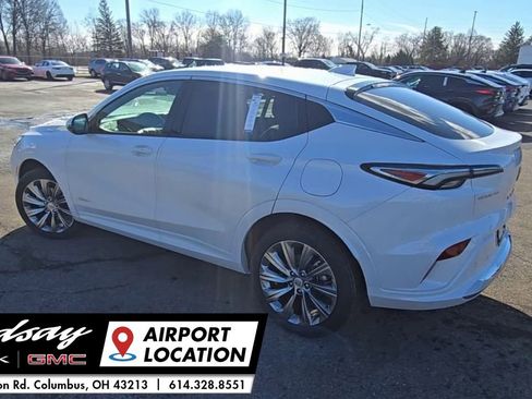 New 2026 Buick Envista Avenir image 7